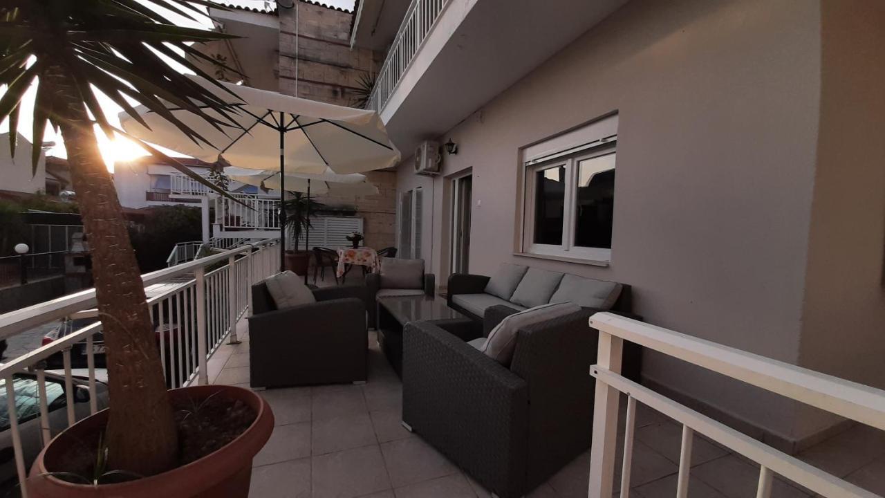 Irida Apartments Неа-Скиони Экстерьер фото